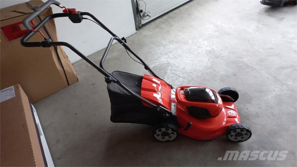 Husqvarna LC 137i Tractores corta-césped