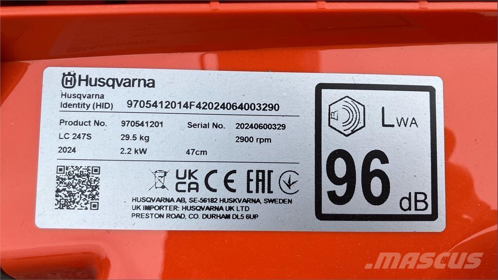 Husqvarna LC 247S Tractores corta-césped