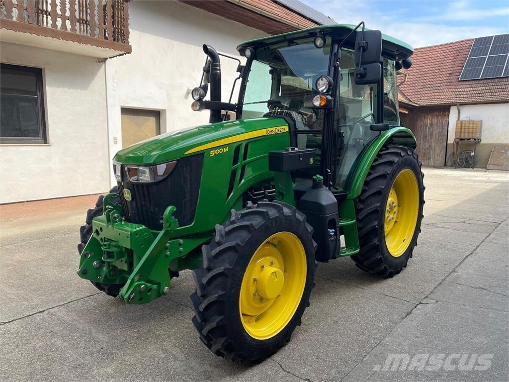John Deere 5100M Tractores