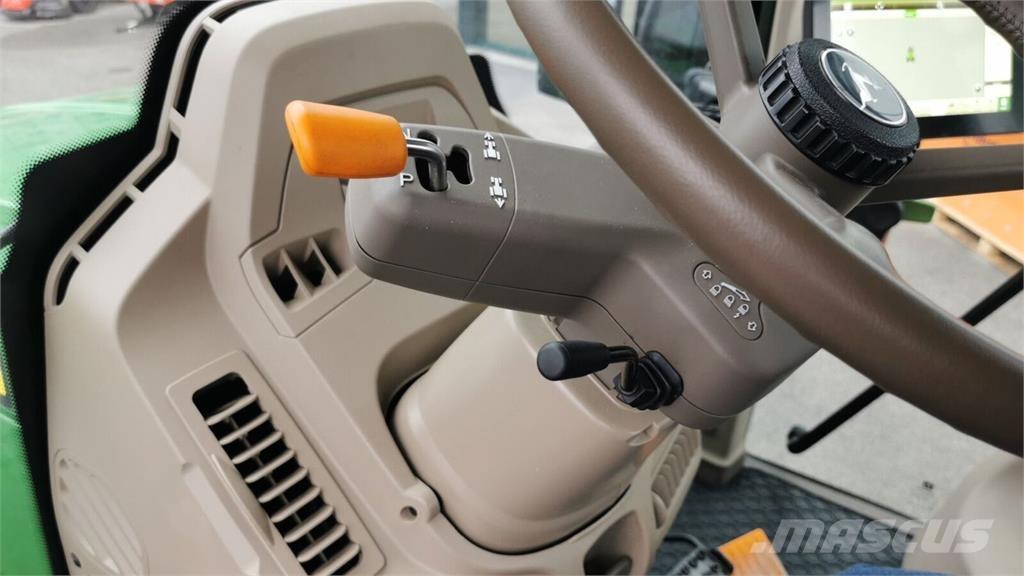 John Deere 6120M Tractores