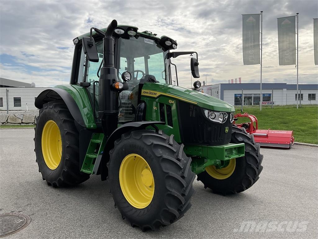 John Deere 6M 95 Tractores