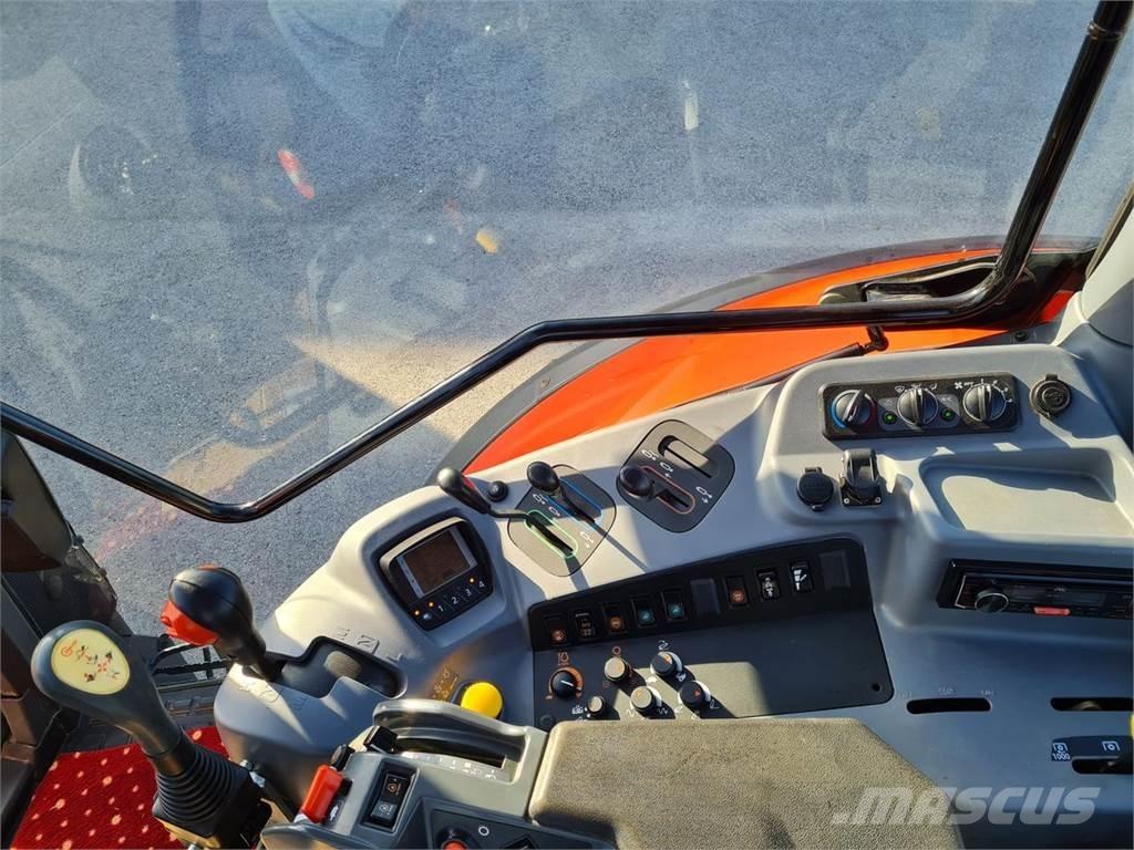 Kubota M115GX IV Tractores