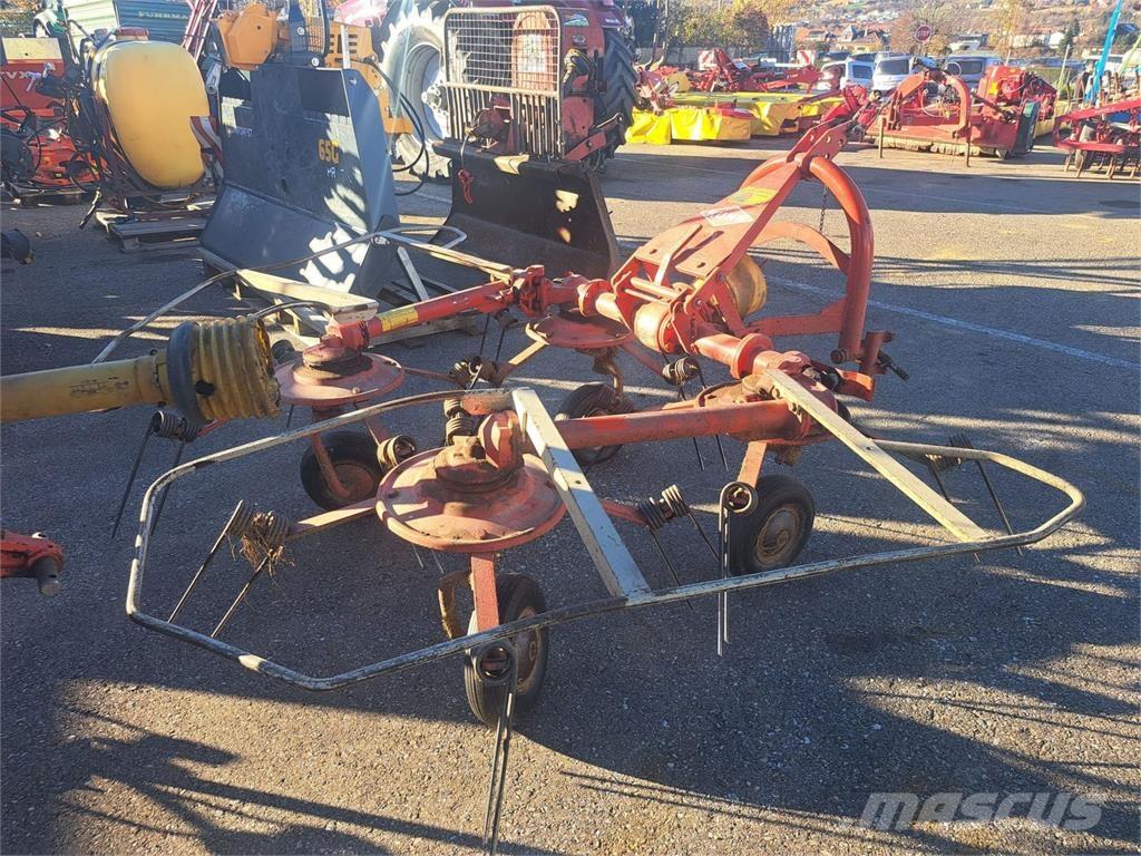 Kuhn 4 Kreisel Rastrilladoras y rastrilladoras giratorias