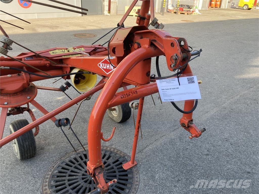 Kuhn GF 4201 MH Rastrilladoras y rastrilladoras giratorias