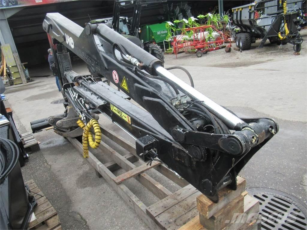  LIV L8.90 HDT Grúas y cargadoras