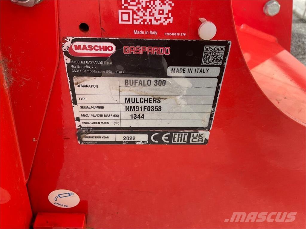 Maschio Bufalo 300 Segadoras y cortadoras de hojas para pasto
