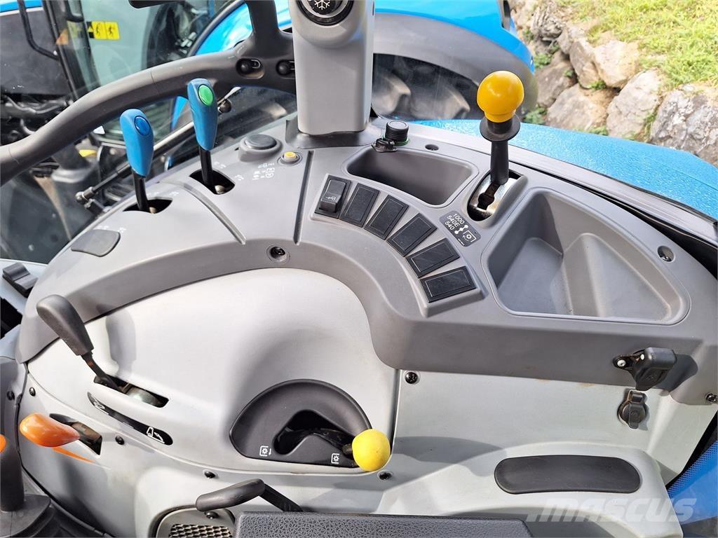 New Holland T 5.85 Tractores