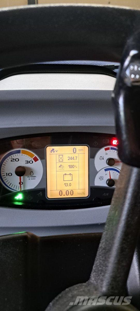 New Holland T5.90S Tractores