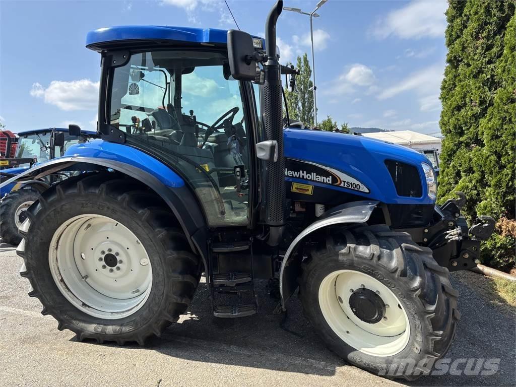 New Holland TS100A Tractores