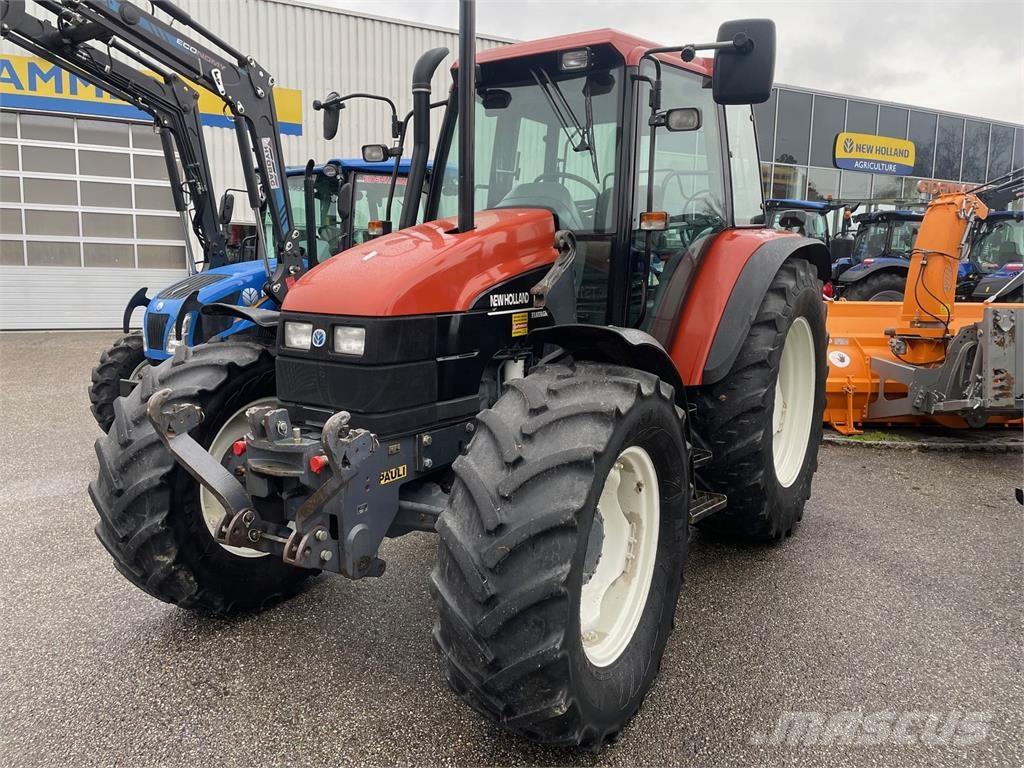 New Holland TS110 Tractores