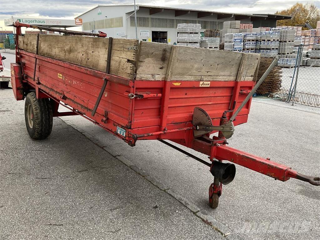 Pöttinger 4000 Esparcidoras de abono