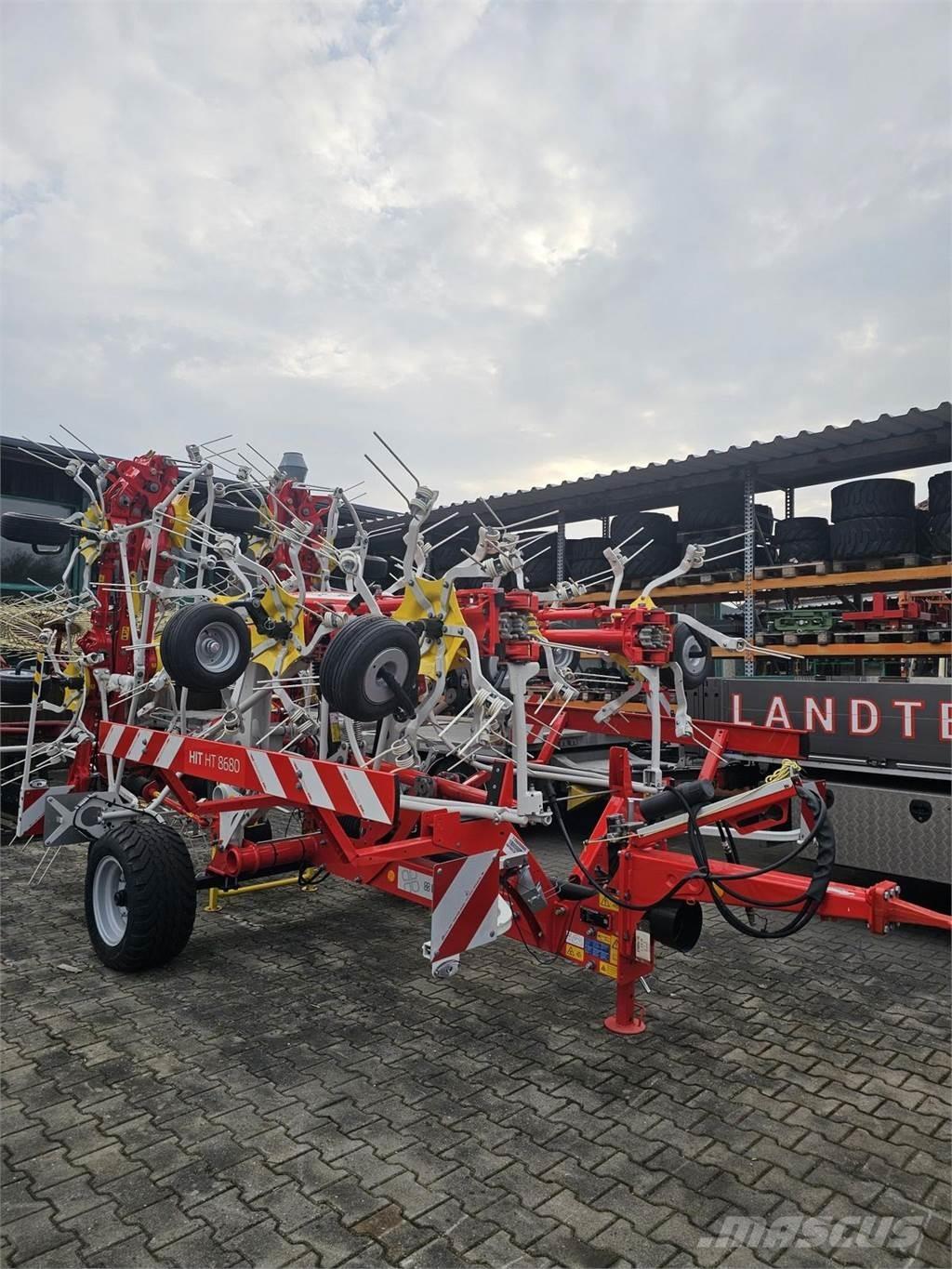 Pöttinger HIT 8680 Rastrilladoras y rastrilladoras giratorias