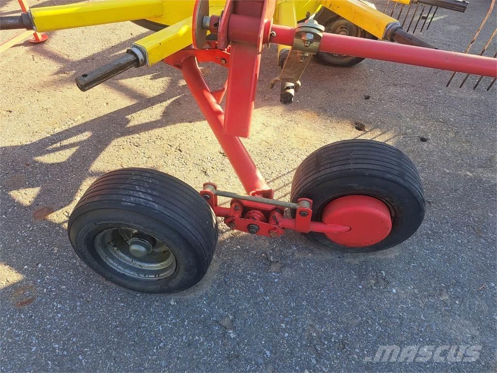 Pöttinger Top 421 N Hileradoras