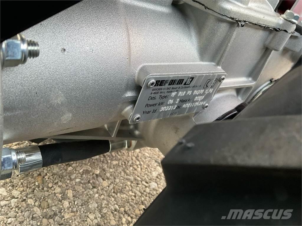 Reform CM 818D Tractores corta-césped