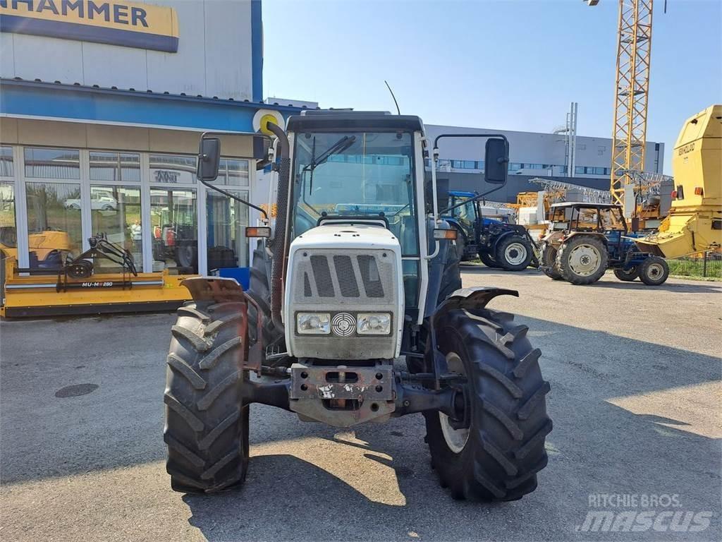 Steyr 667 Tractores