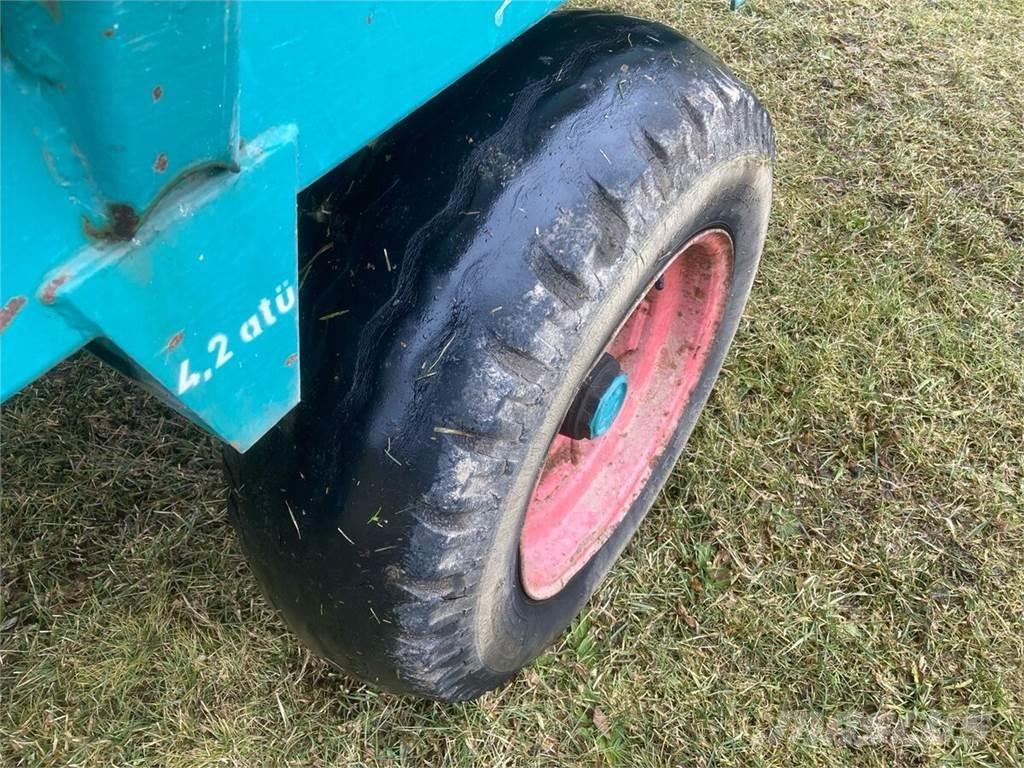 Steyr Hamster 803V Remolques autocargadores