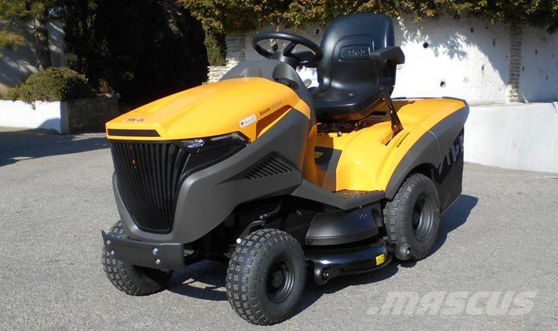 Stiga Estate 7102 W Otras máquinas de jardinería y limpieza urbana