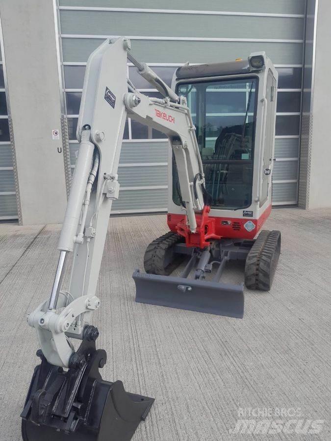 Takeuchi TB016 Miniexcavadoras