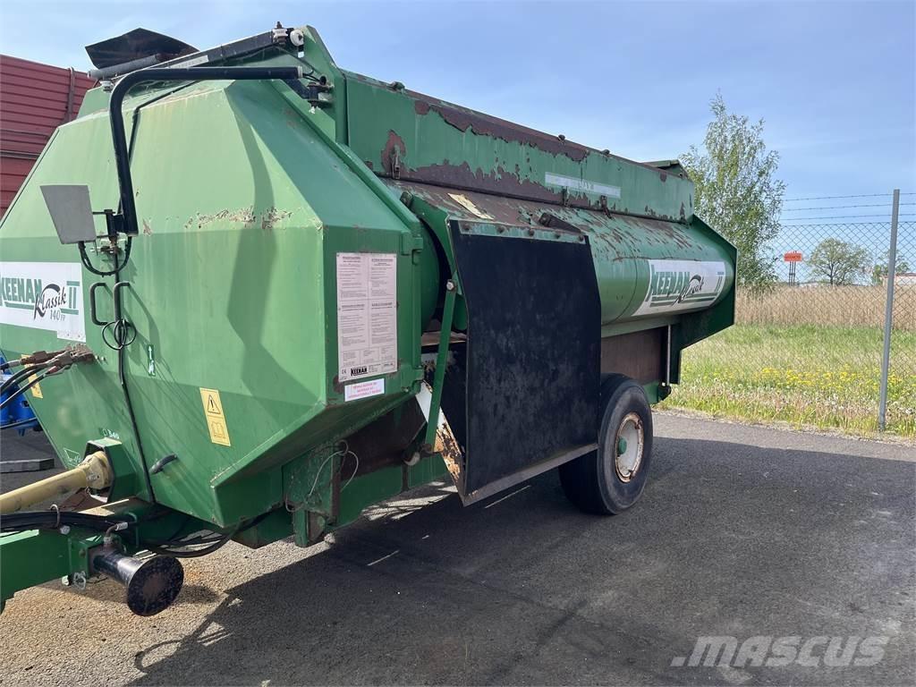 Keenan  Remolques de forraje