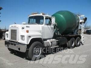 Mack RS686LS Otros camiones