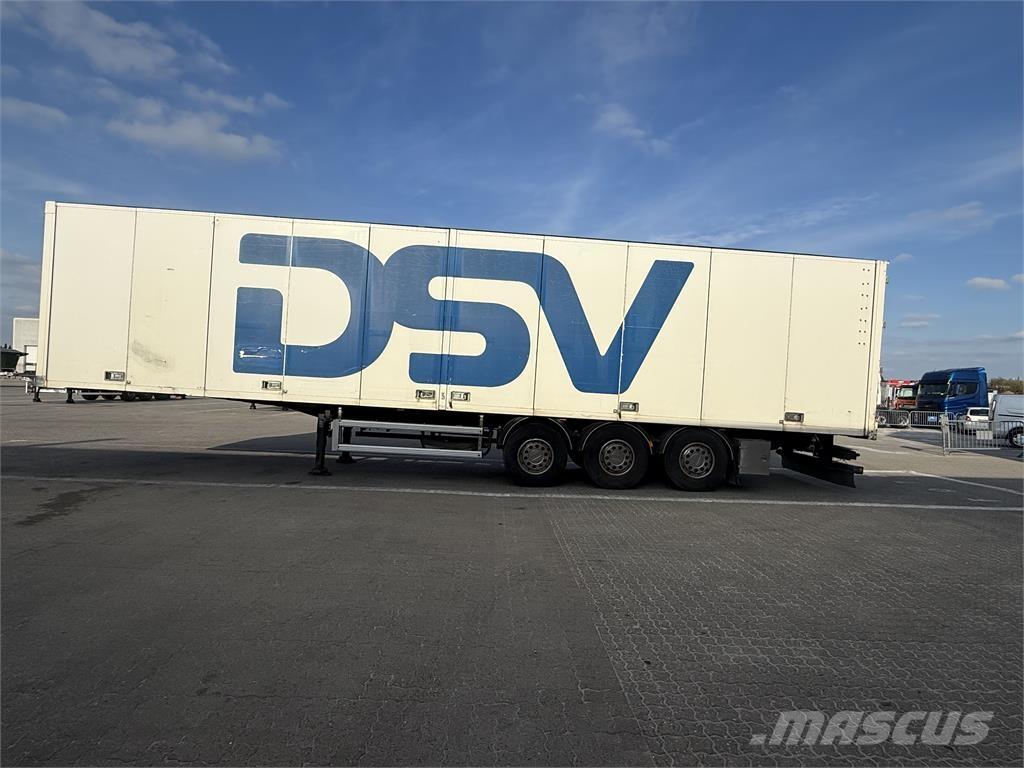 Ekeri 33 pl. Semirremolques de carrocería de cajas