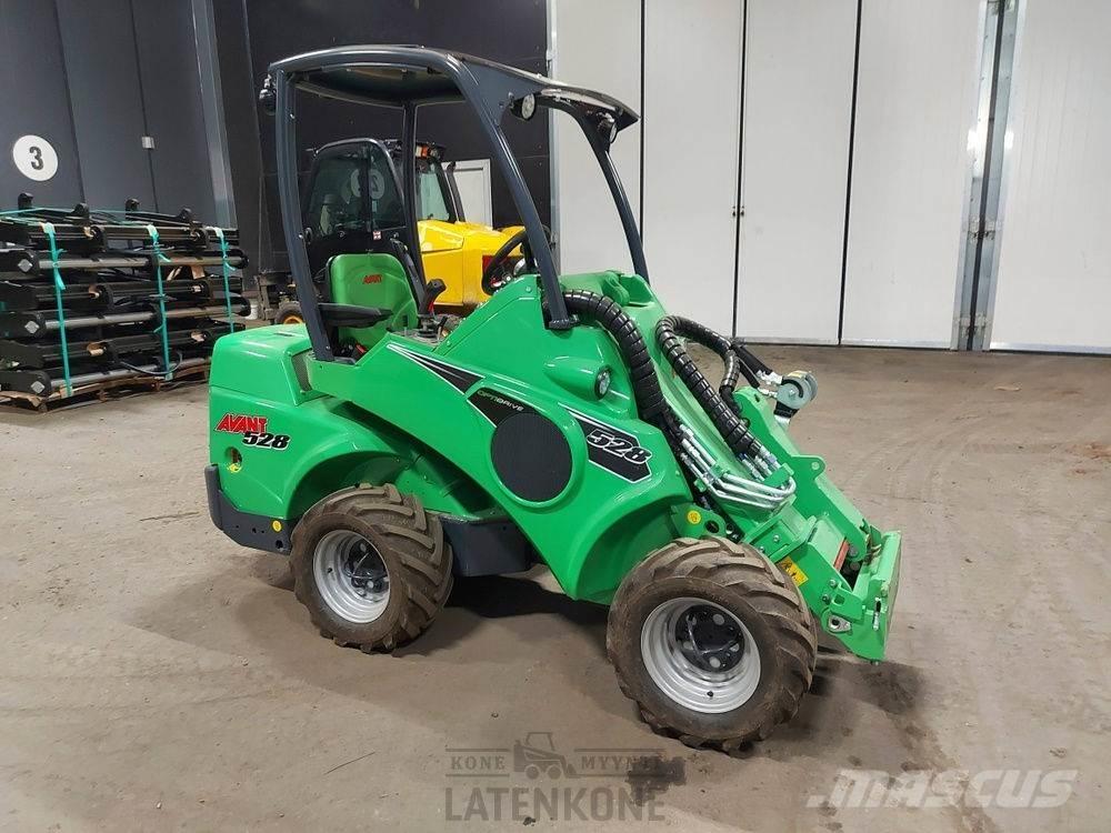 Avant 528 Minicargadoras