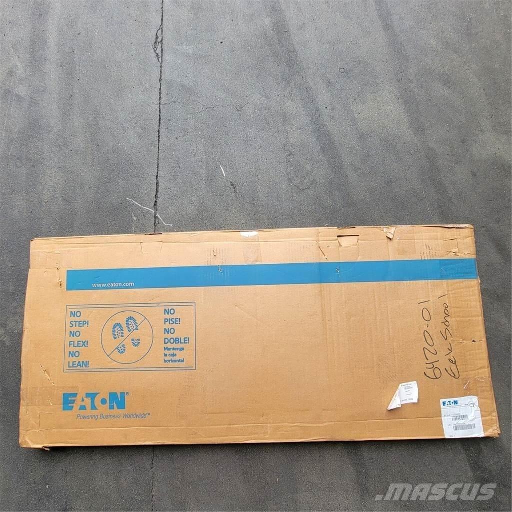 Eaton EZT2048S Otros
