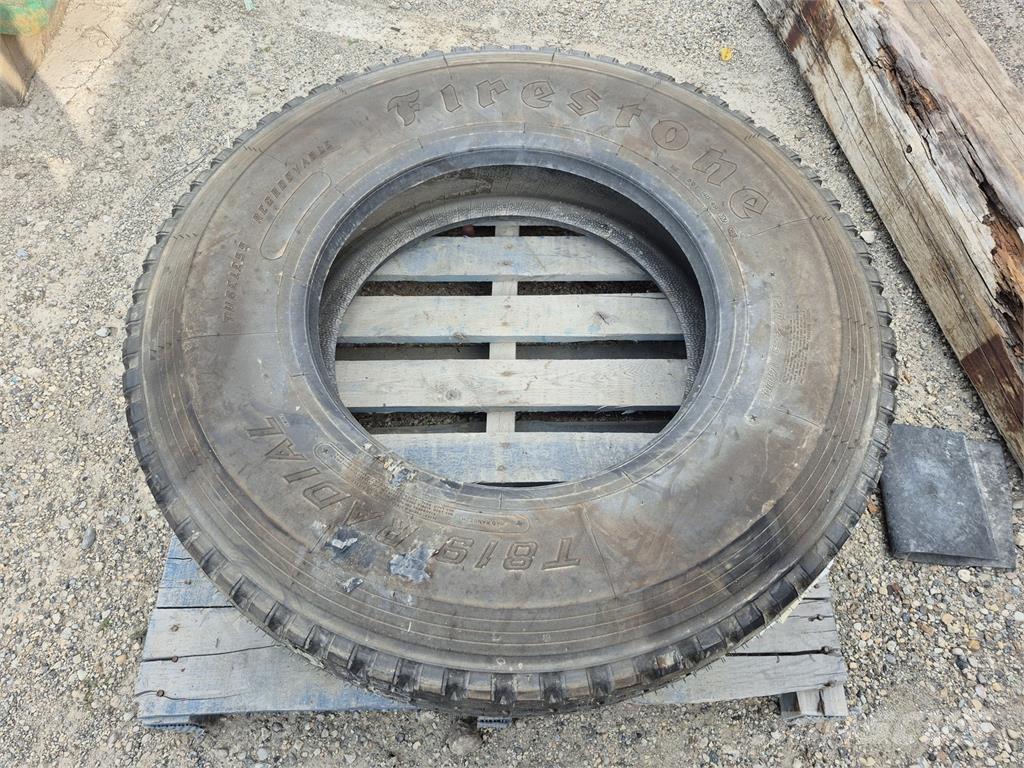 Firestone  Ruedas