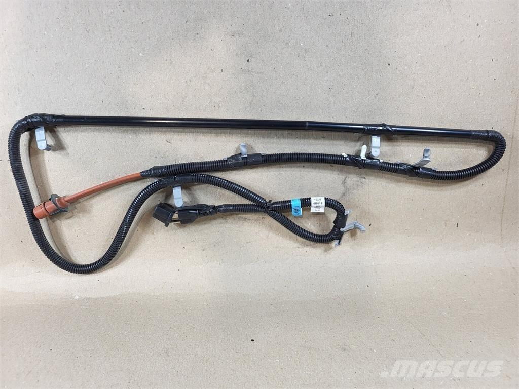 Ford 1C3Z-6B018-AA Otros