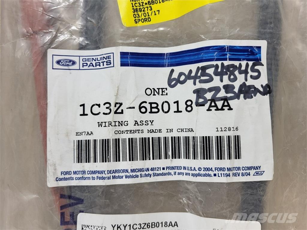 Ford 1C3Z-6B018-AA Otros