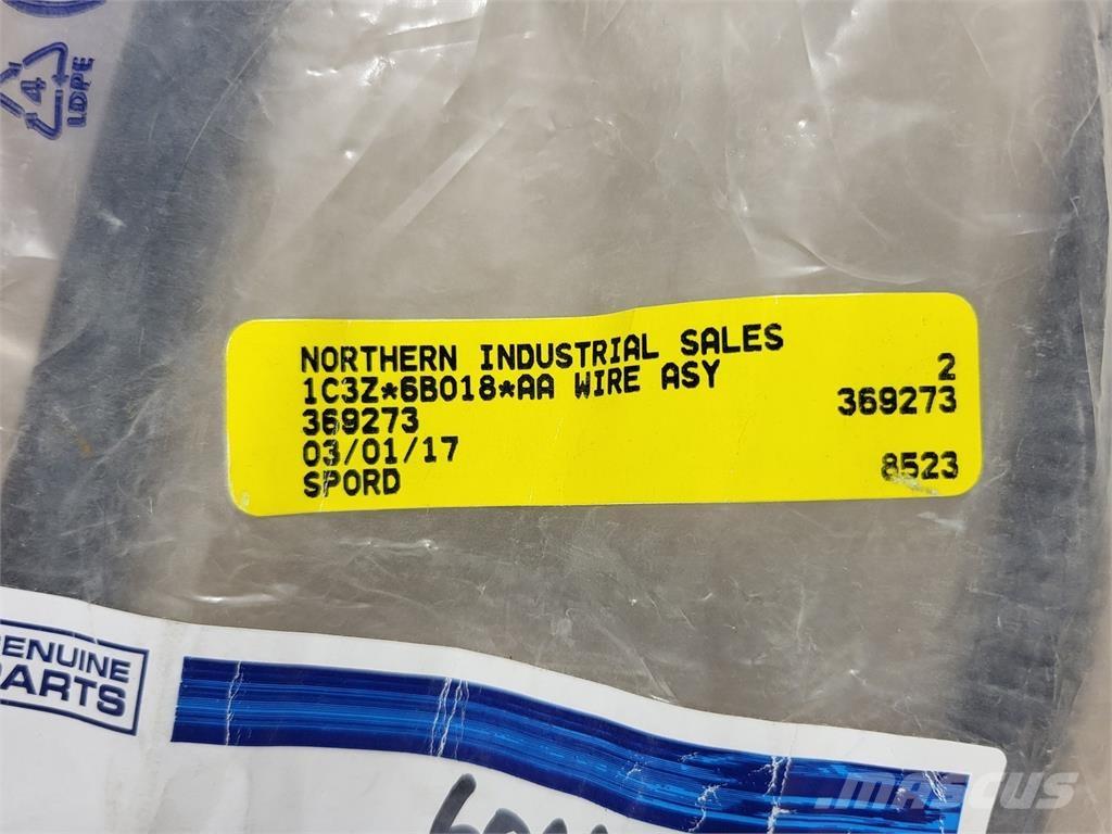 Ford 1C3Z-6B018-AA Otros