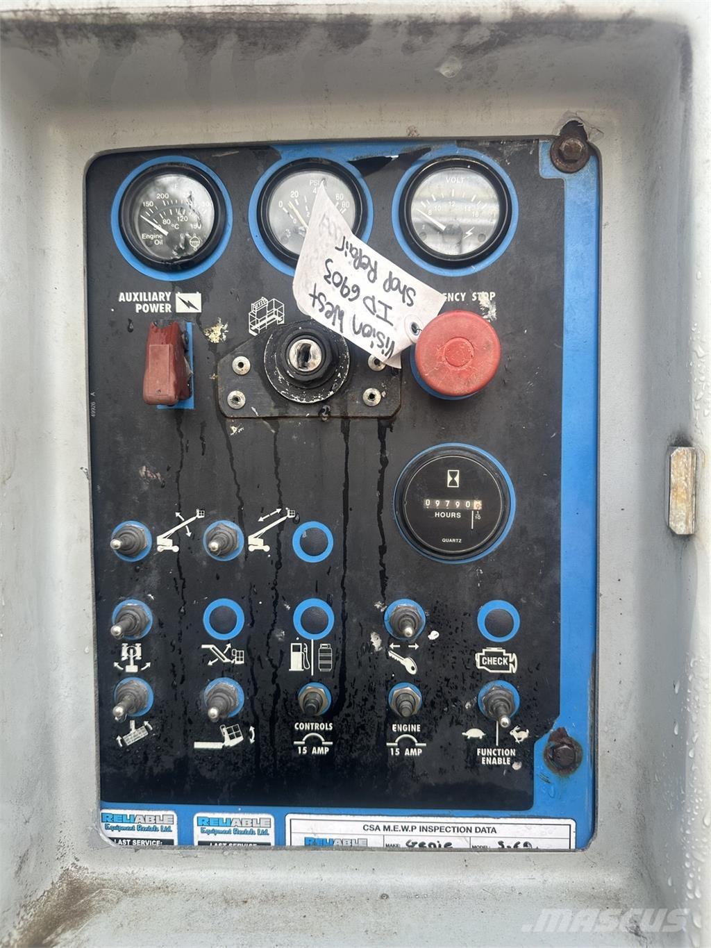 Genie S-60 4wd Plataformas con brazo de elevación manual