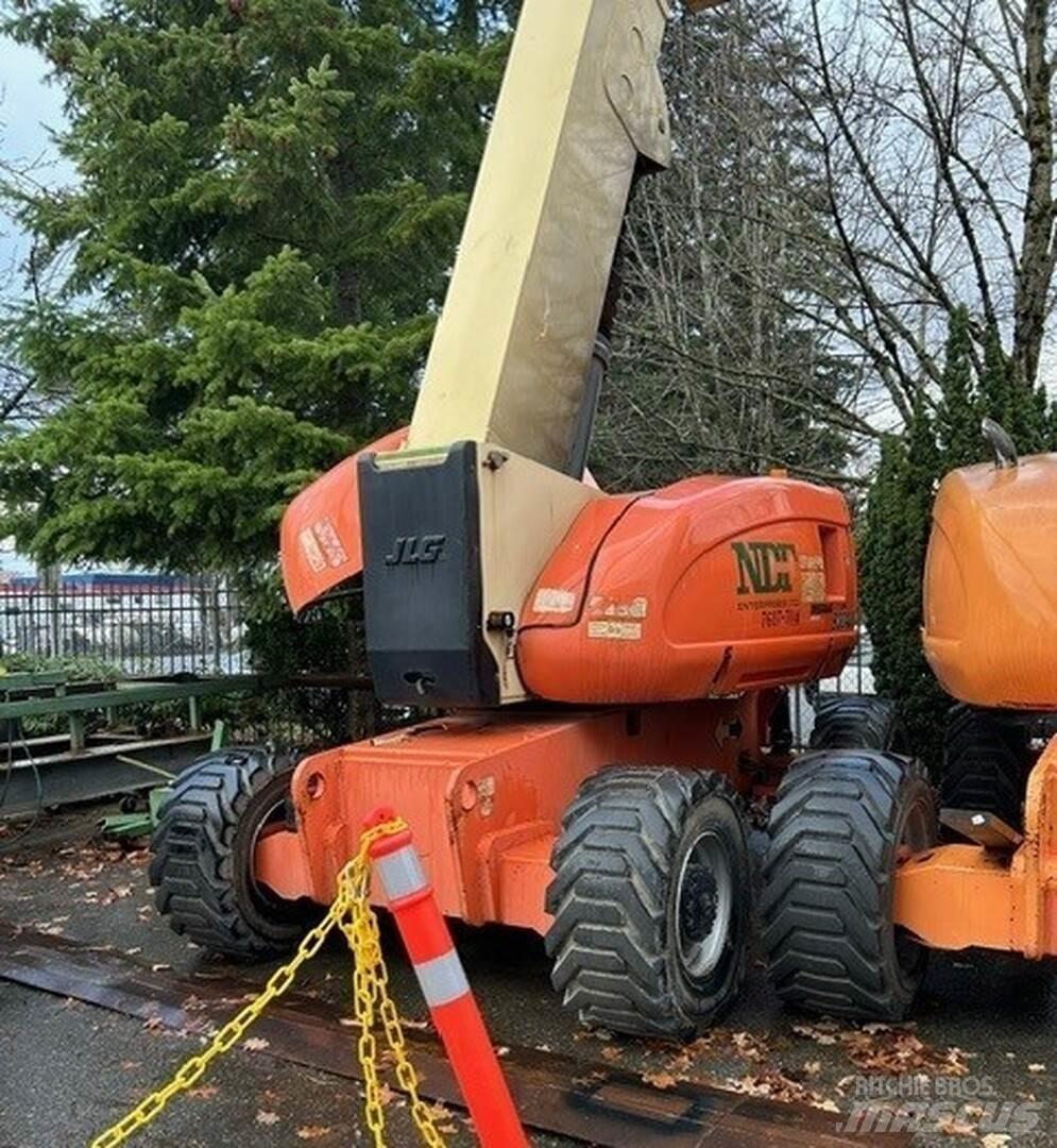 JLG 800AJ Plataformas con brazo de elevación manual