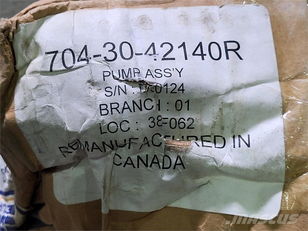 Komatsu 704-30-42140R Bombas de agua