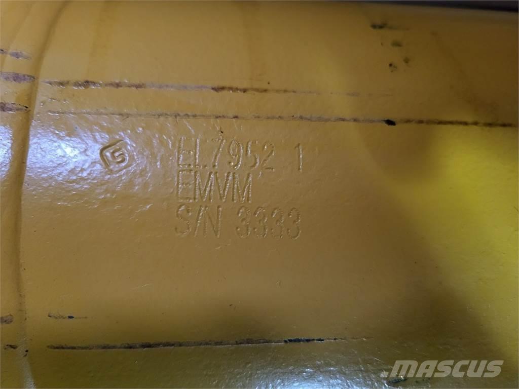 Komatsu EL7952 Camiones articulados