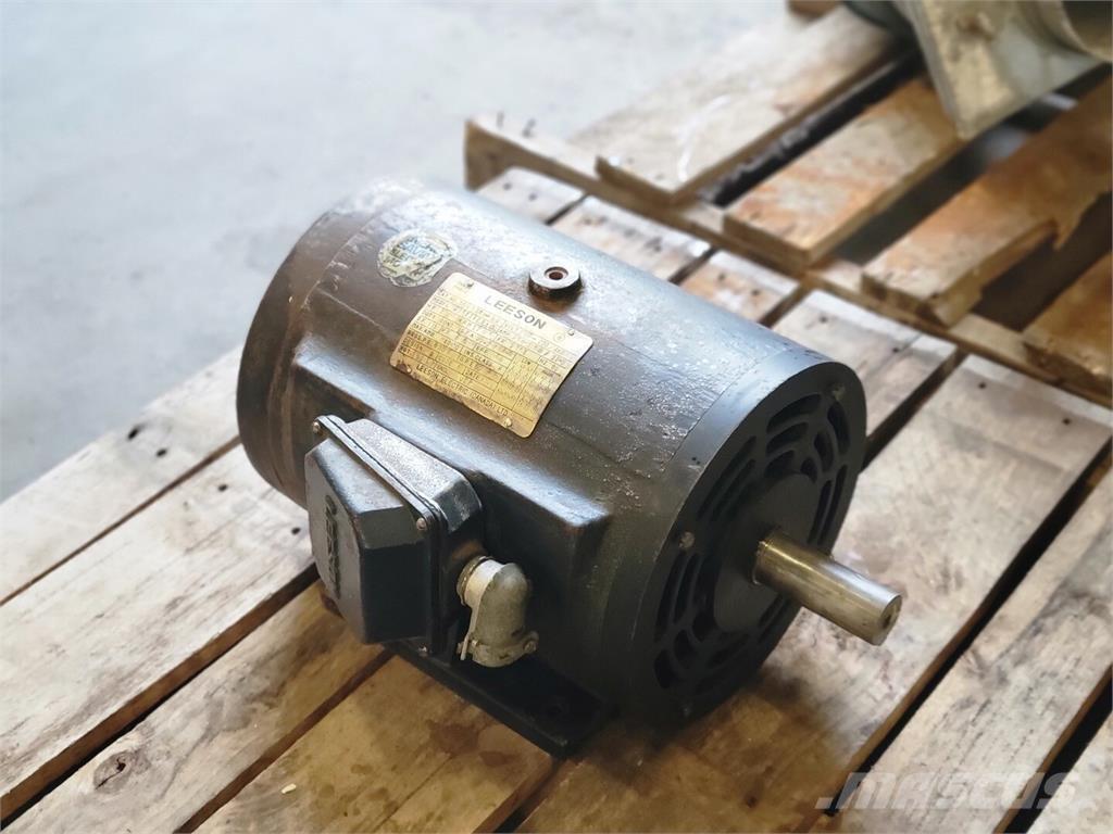  LEESON 215T17DB40 Motores industriales