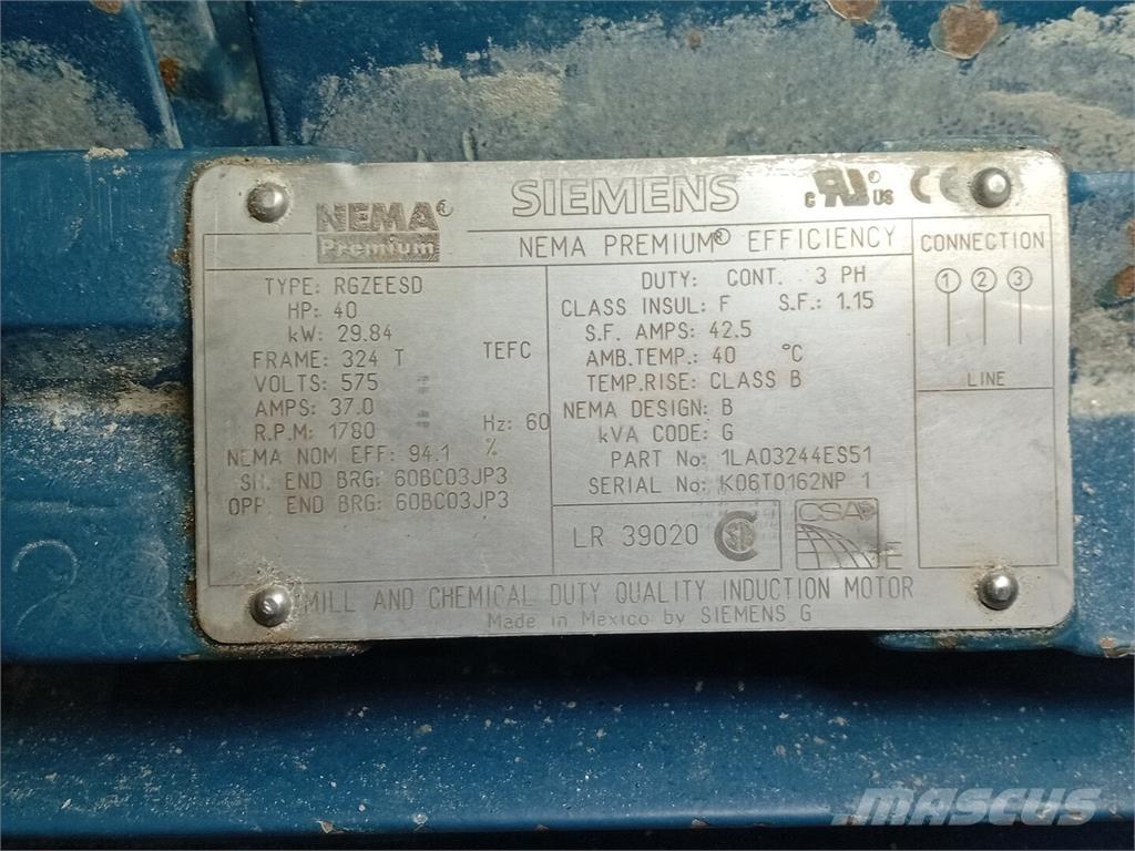 Siemens 1LA03244ES51 Motores industriales