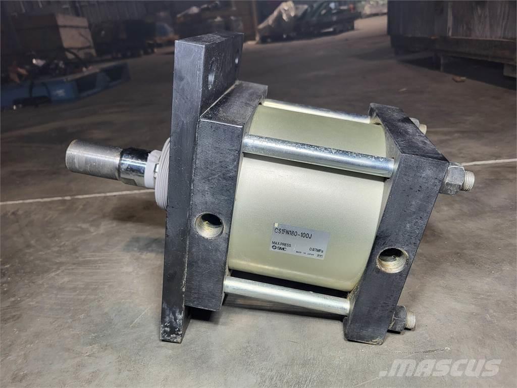 SMC CS1FN180-100J Otros componentes