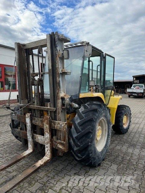 JCB 940-2 Montacargas todo terreno