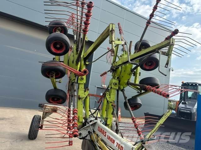 CLAAS Liner 780 Rastrilladoras y rastrilladoras giratorias