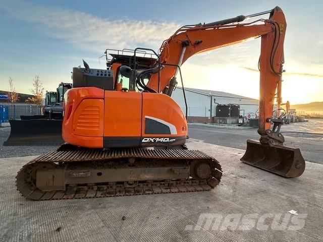 Develon Dx140lcr-5 Excavadoras sobre orugas