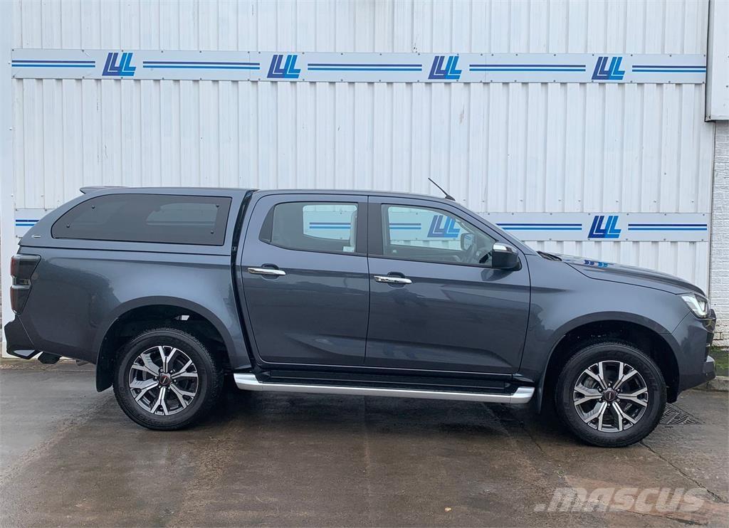 Isuzu DL40 Caja abierta/laterales abatibles