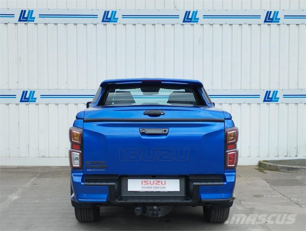 Isuzu V-Cross Caja abierta/laterales abatibles