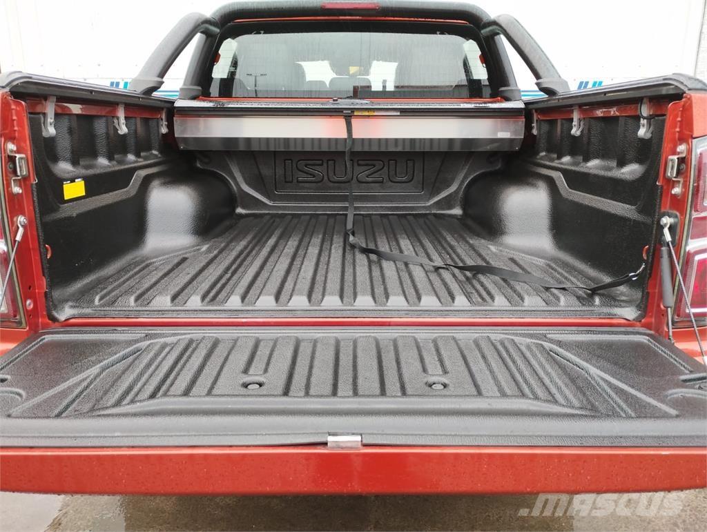 Isuzu V-Cross Caja abierta/laterales abatibles