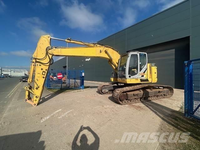 New Holland E235bsr-2 Excavadoras sobre orugas