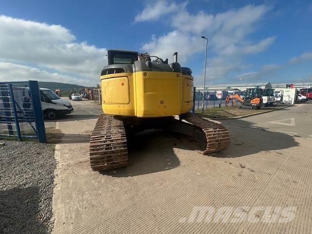 New Holland E235bsr-2 Excavadoras sobre orugas
