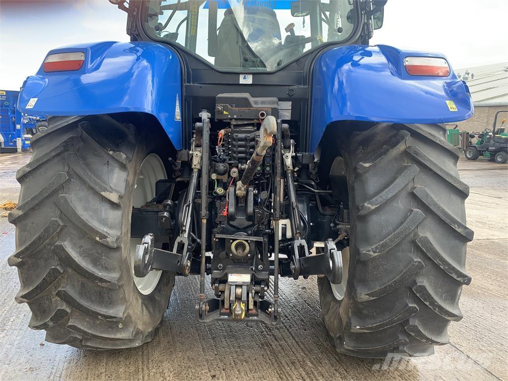 New Holland T7.200 Tractores