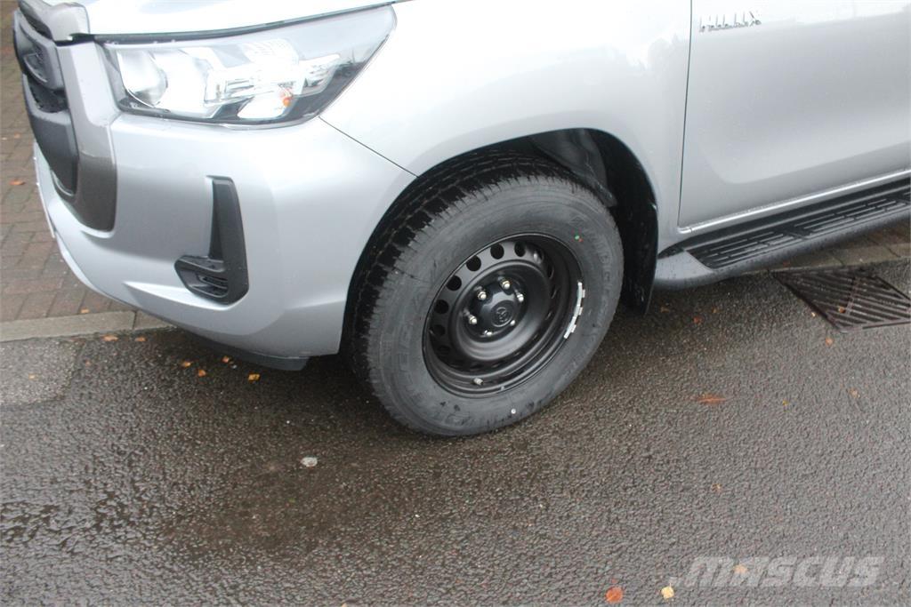 Toyota Hilux Caja abierta/laterales abatibles