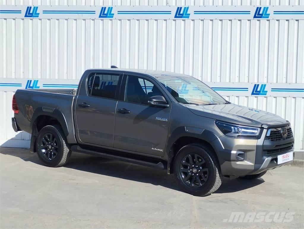 Toyota Invincible X Caja abierta/laterales abatibles