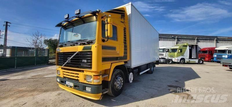 Volvo F10 Camiones con caja de remolque